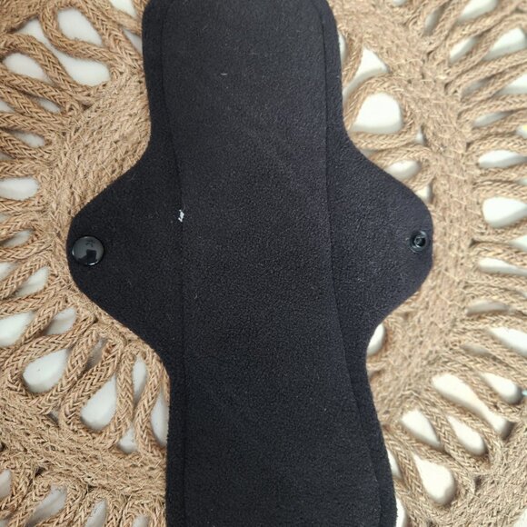 1 Heavy Reusable Menstrual Cloth Pad Mother's Day Gift - Picture 2 of 3